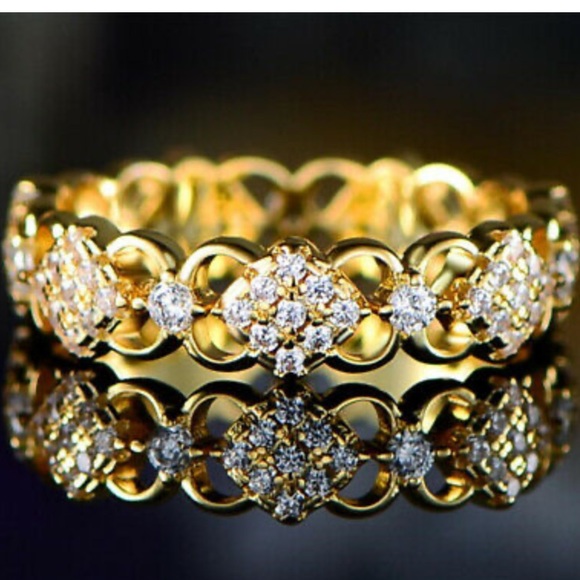 Jewelry - New 18k gold plated Diamond Ring